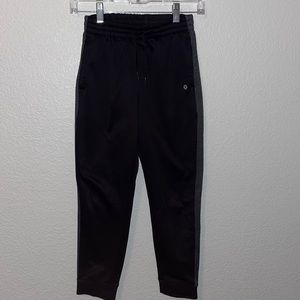 The Children’s place dri fit boys sweatpants